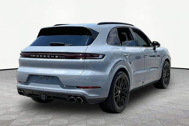 Used 2026 Porsche Cayenne S AWD/4WD image 5
