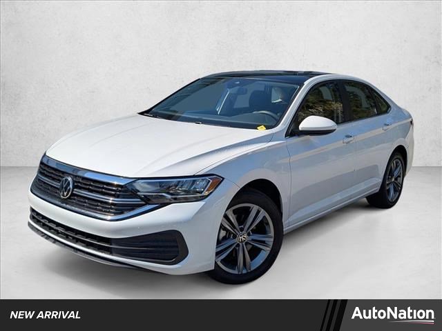 Used 2023 Volkswagen Jetta SE w/ Panoramic Sunroof Package image 1