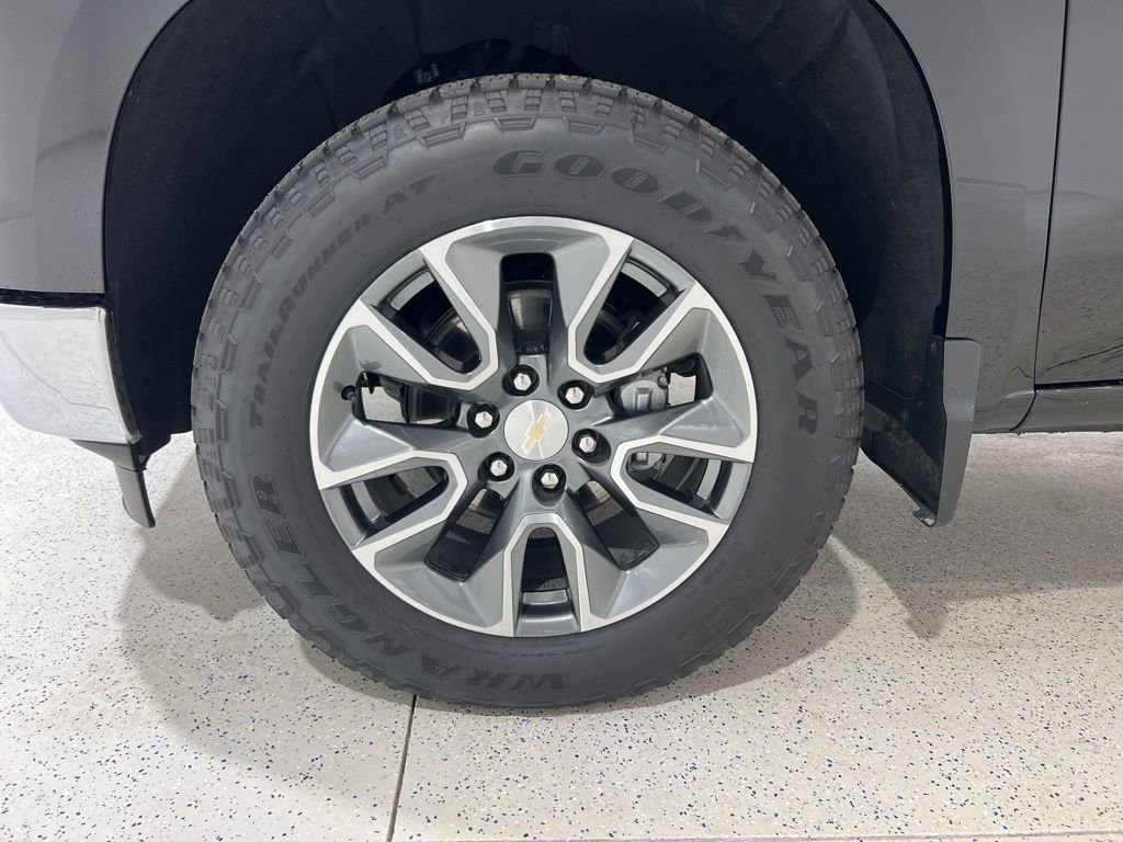 New 2024 Chevrolet Silverado 1500 LT image 30