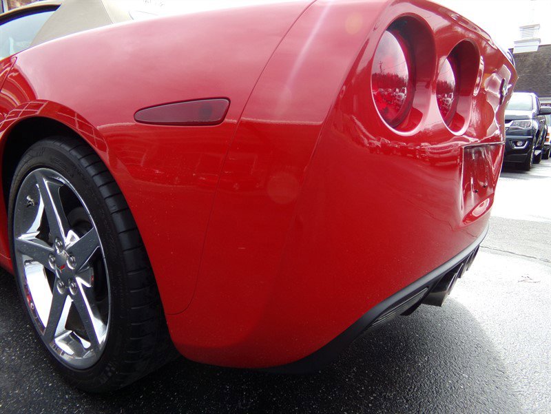 Used 2006 Chevrolet Corvette Convertible image 13