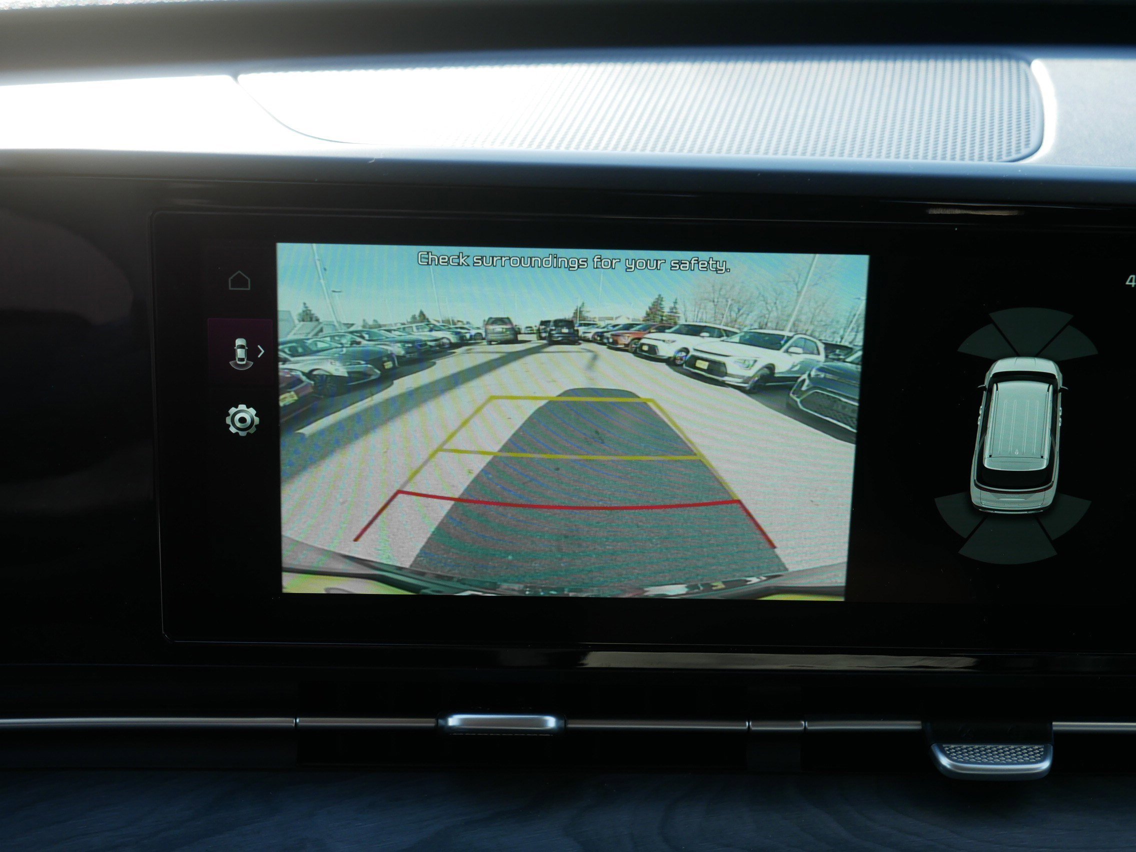 Certified 2024 Kia Carnival EX image 27