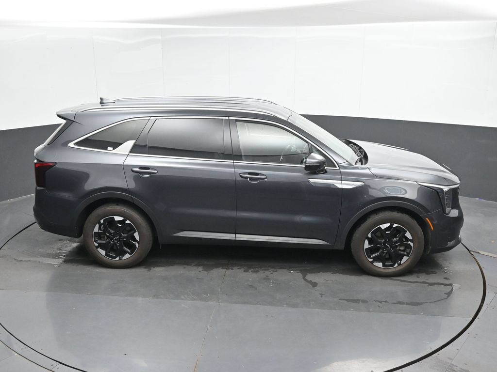Used 2024 Kia Sorento S FWD image 32