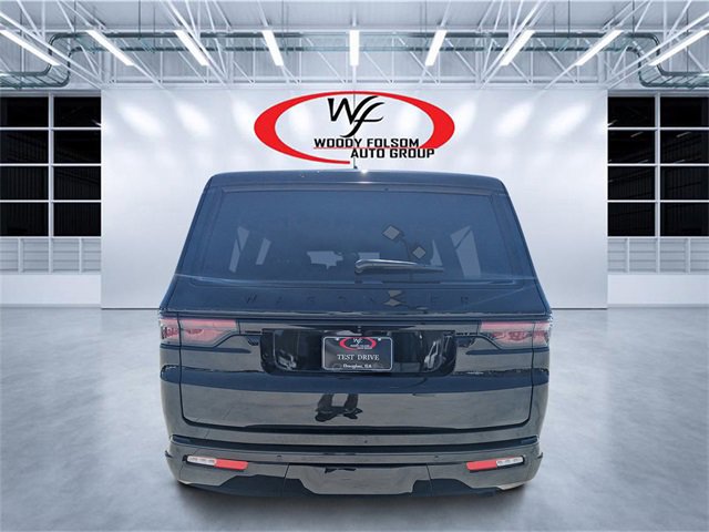 New 2025 Jeep Wagoneer L Series II image 4