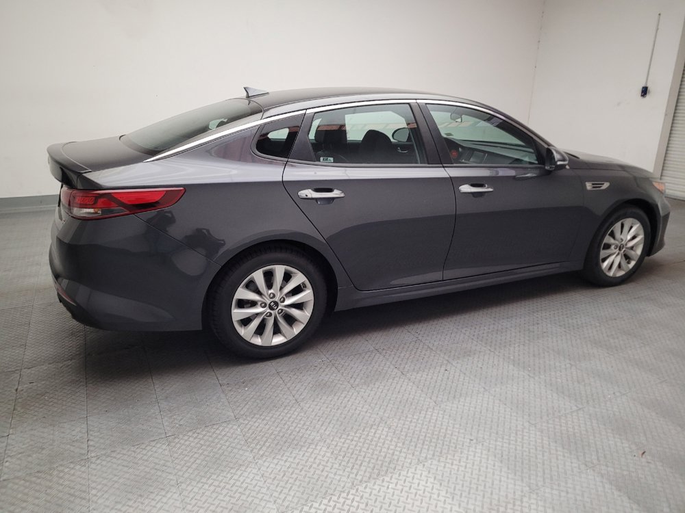Used 2018 Kia Optima S FWD image 10