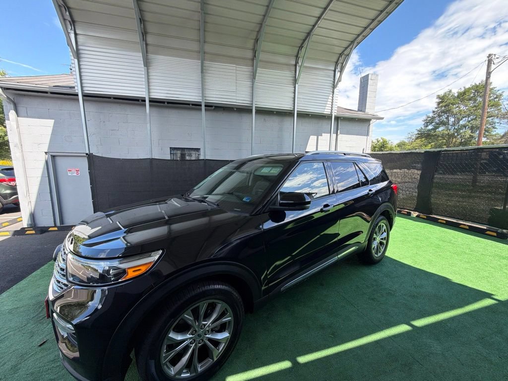 Used 2021 Ford Explorer Limited AWD/4WD image 14