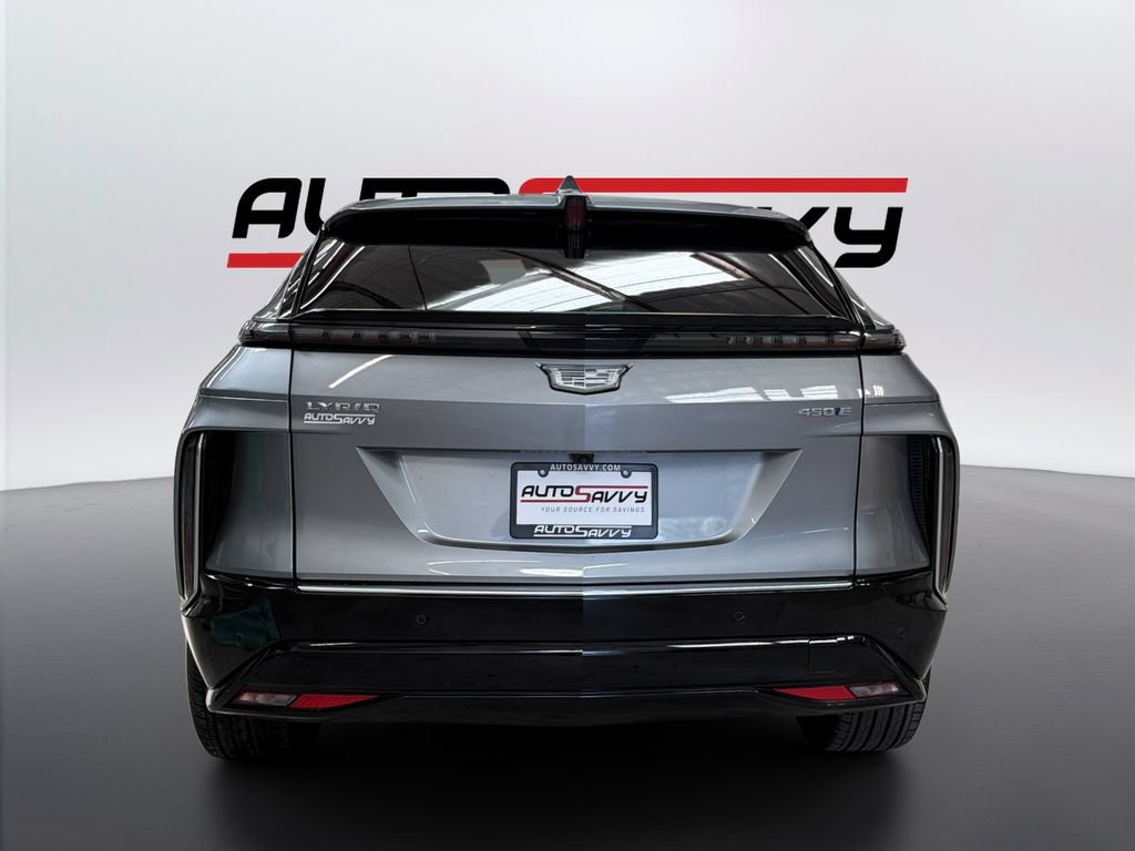 Used 2025 Cadillac Lyriq Luxury RWD image 6