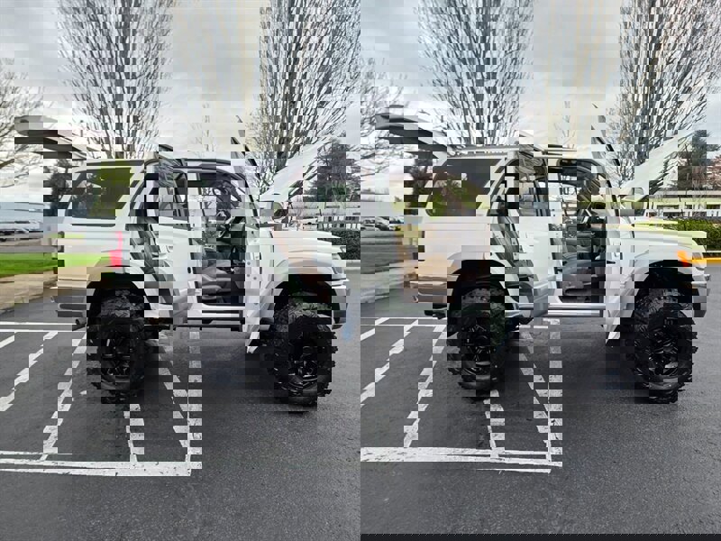 Used 1998 Toyota 4Runner Limited image 20