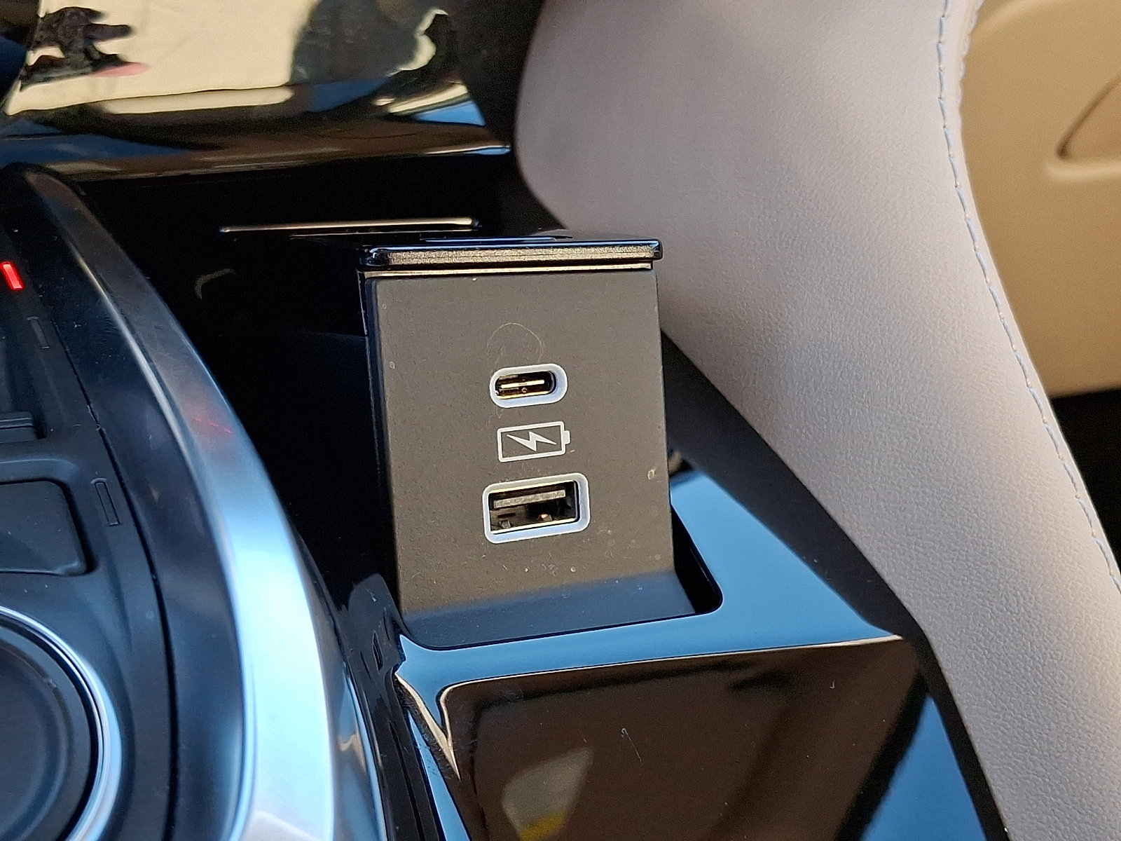 Used 2025 Acura MDX SH-AWD w/ Advance Package image 26