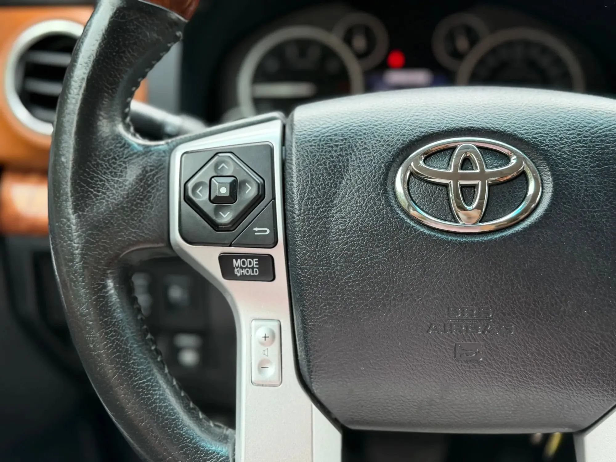 Used 2015 Toyota Tundra 1794 Edition AWD/4WD image 24
