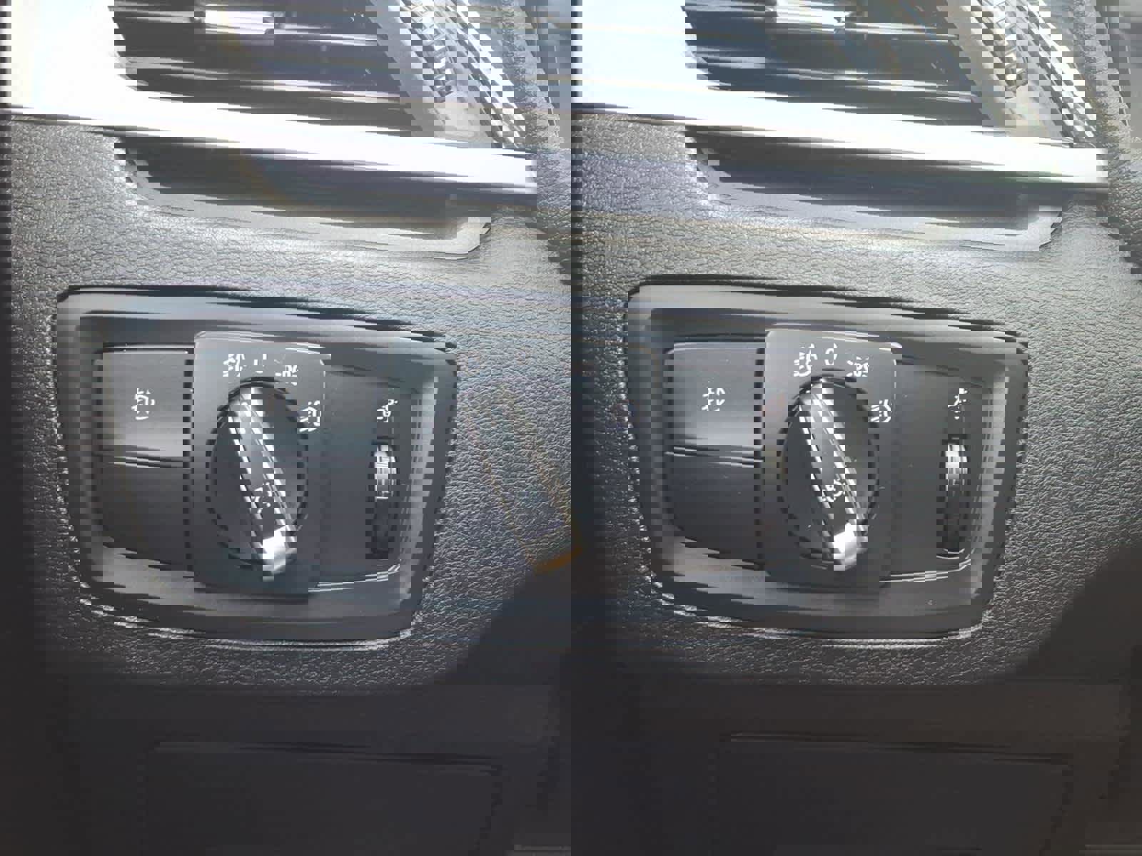 Used 2016 BMW X1 xDrive28i image 18