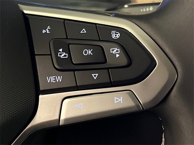 New 2026 Volkswagen Taos SE image 14