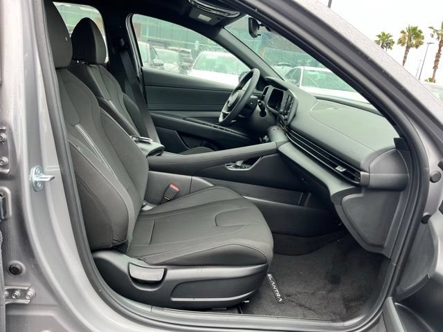 New 2026 Hyundai Elantra SEL Sport Premium FWD image 22