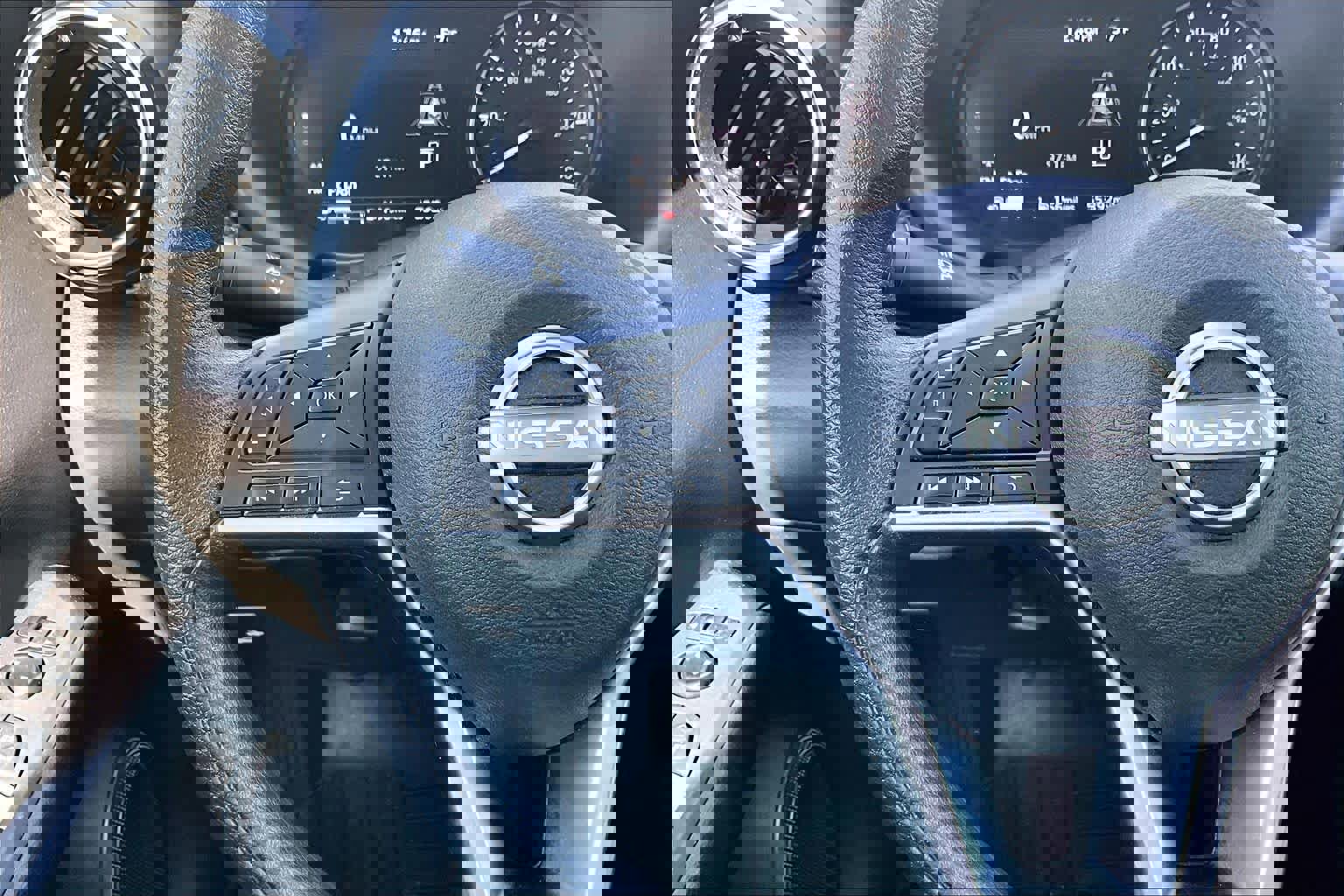 Used 2024 Nissan Kicks SV image 23