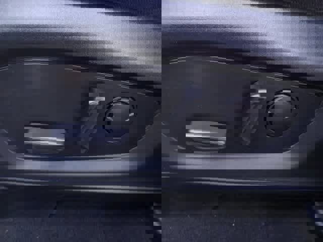 Certified 2022 Ford Explorer XLT image 6