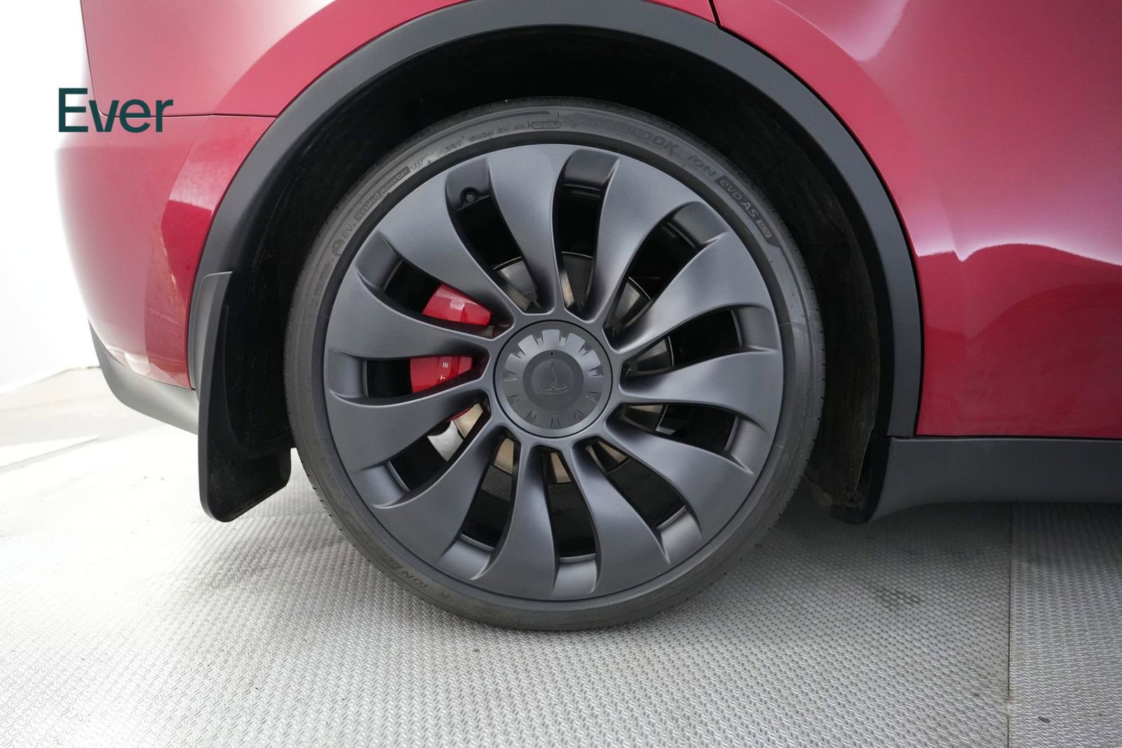 Used 2024 Tesla Model Y Performance AWD/4WD image 22