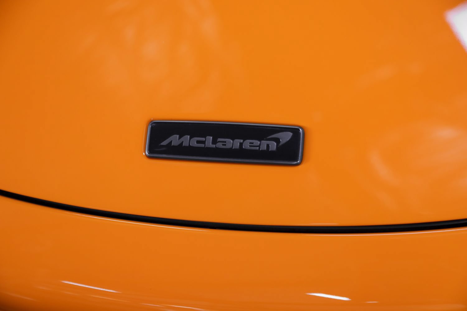 Used 2026 McLaren 750S Spider RWD image 14