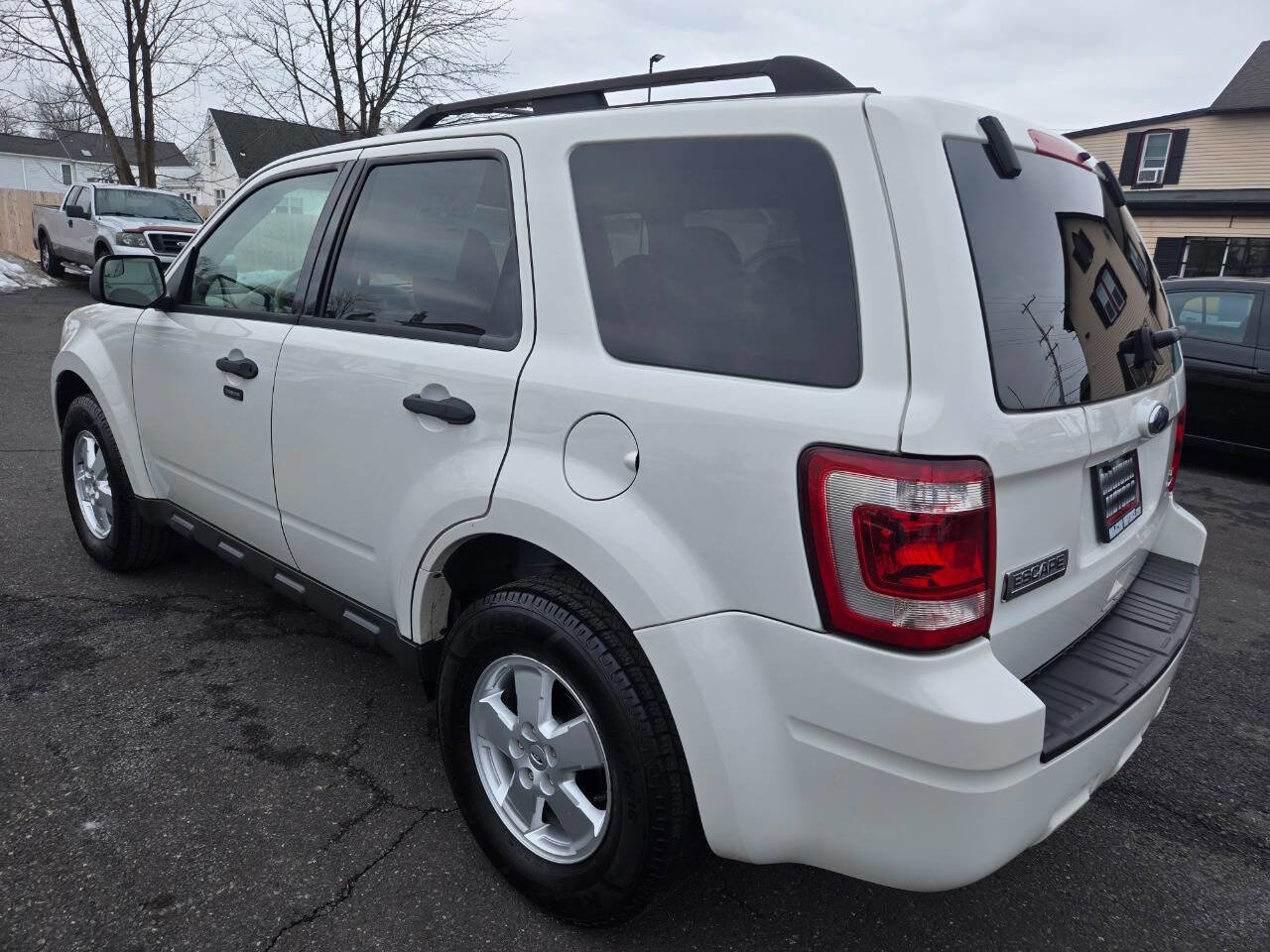 Used 2011 Ford Escape XLT w/ 202A Rapid Spec Order Code image 8
