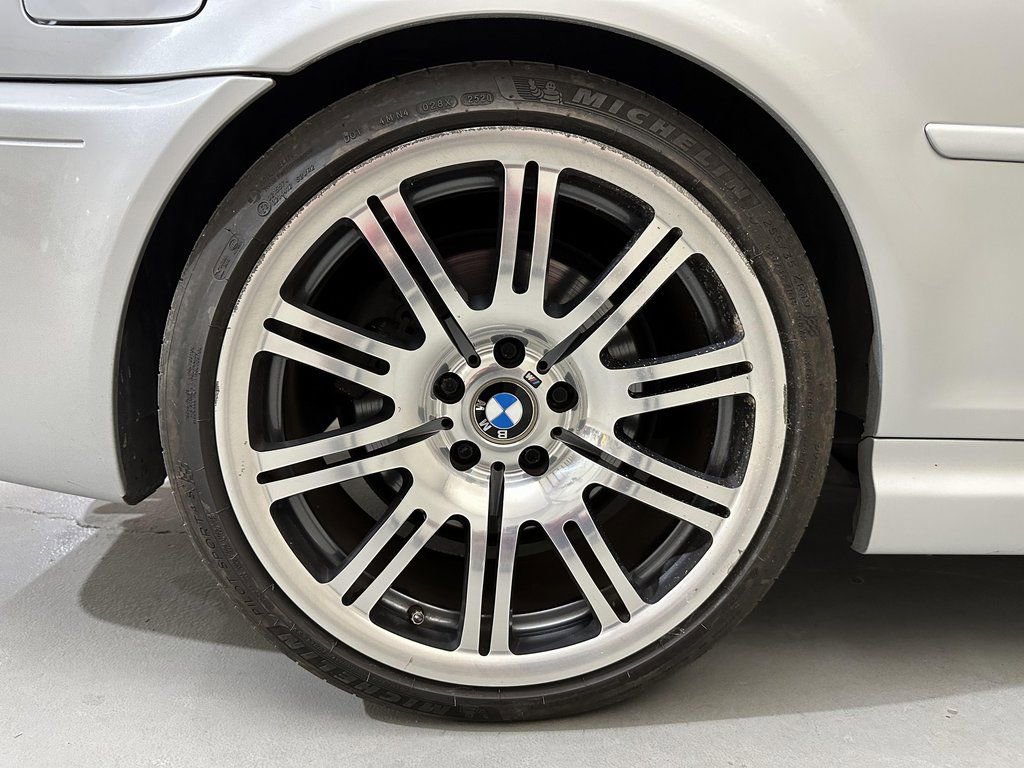 Used 2005 BMW M3 Convertible image 40
