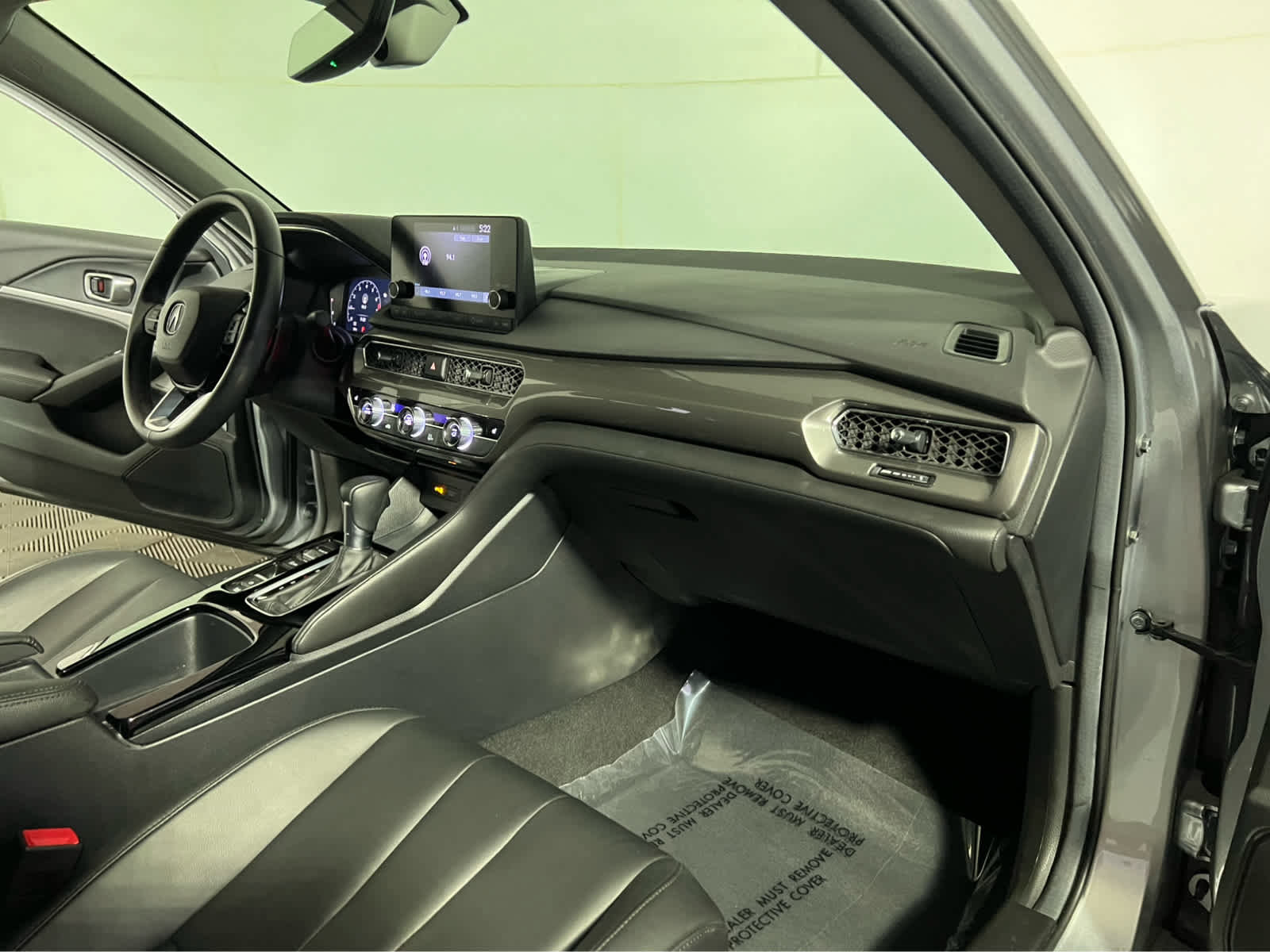 Used 2025 Acura Integra FWD image 29