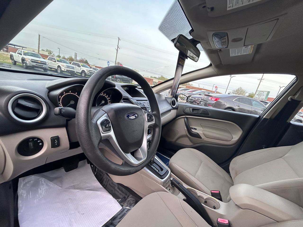 Used 2017 Ford Fiesta SE FWD image 14