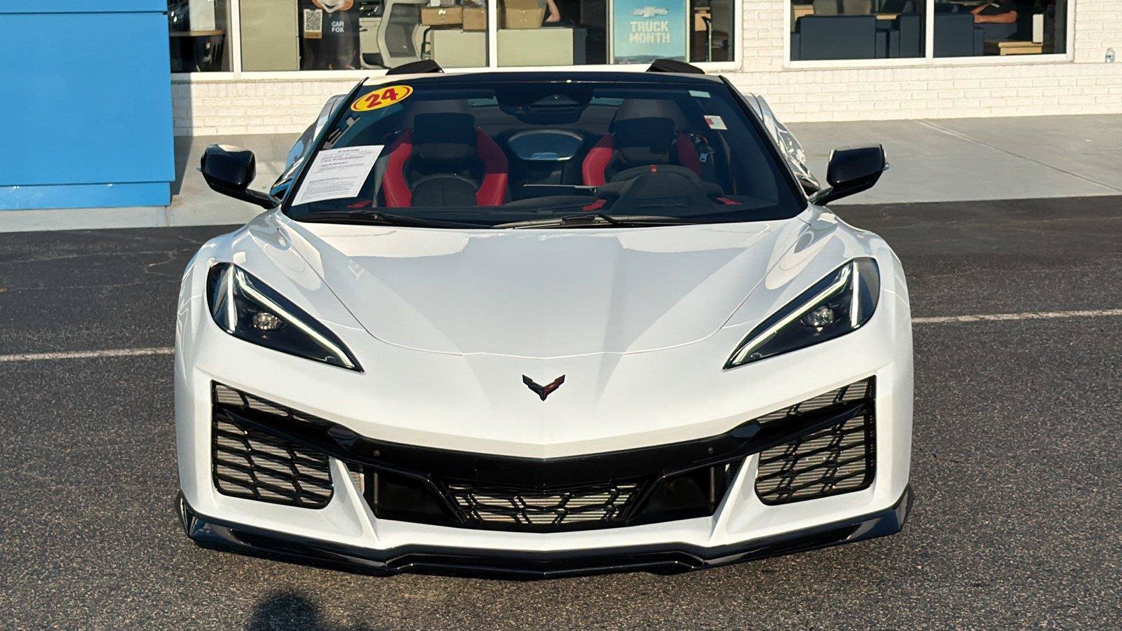 Used 2024 Chevrolet Corvette Z06 RWD image 2