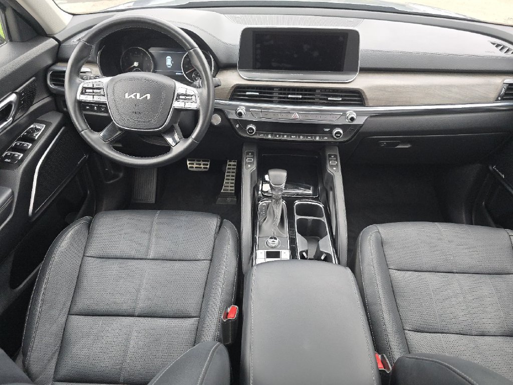 Used 2022 Kia Telluride SX w/ Nightfall Edition Package AWD/4WD image 23