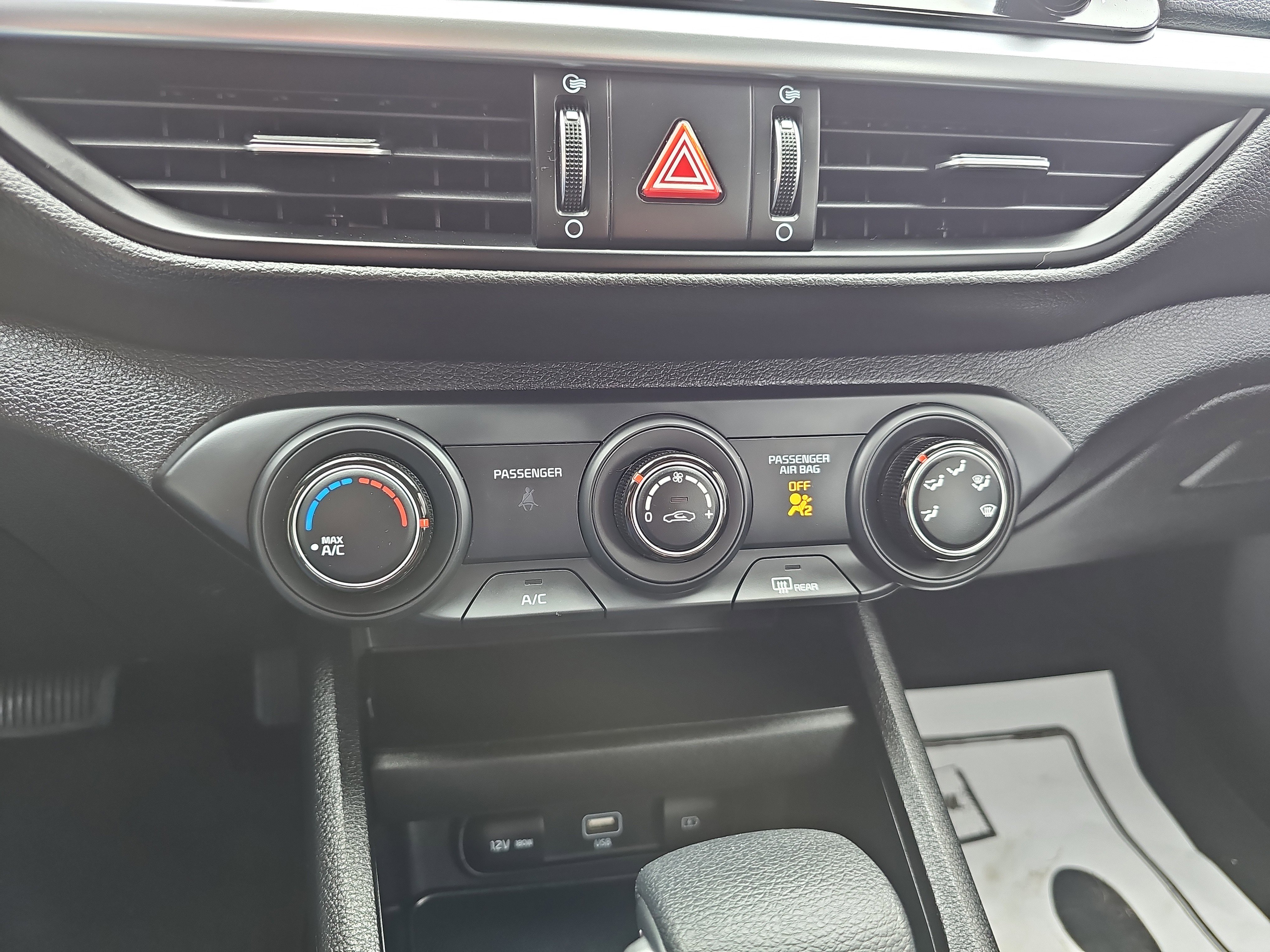 Used 2024 Kia Forte LXS image 28