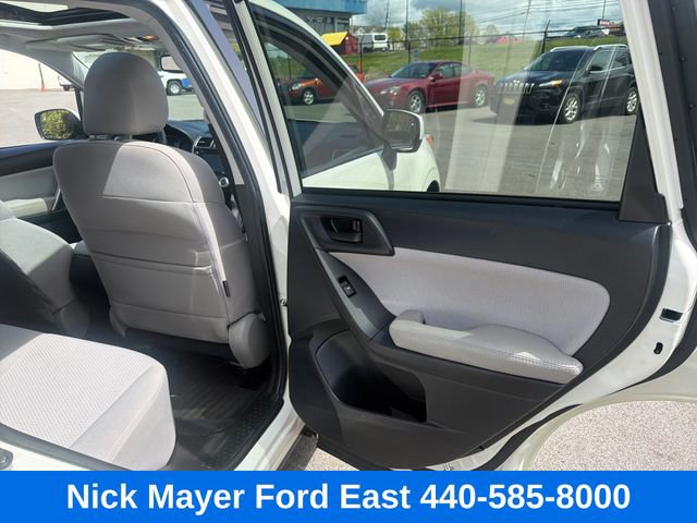 Used 2016 Subaru Forester 2.5i Premium w/ Popular Package #2 AWD/4WD image 13