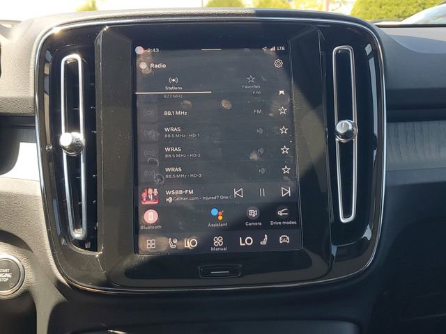 Used 2023 Volvo XC40 B5 Plus w/ Climate Package image 29