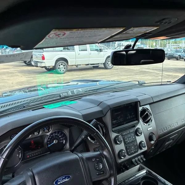 Used 2016 Ford F250 Lariat w/ Lariat Ultimate Package AWD/4WD image 27