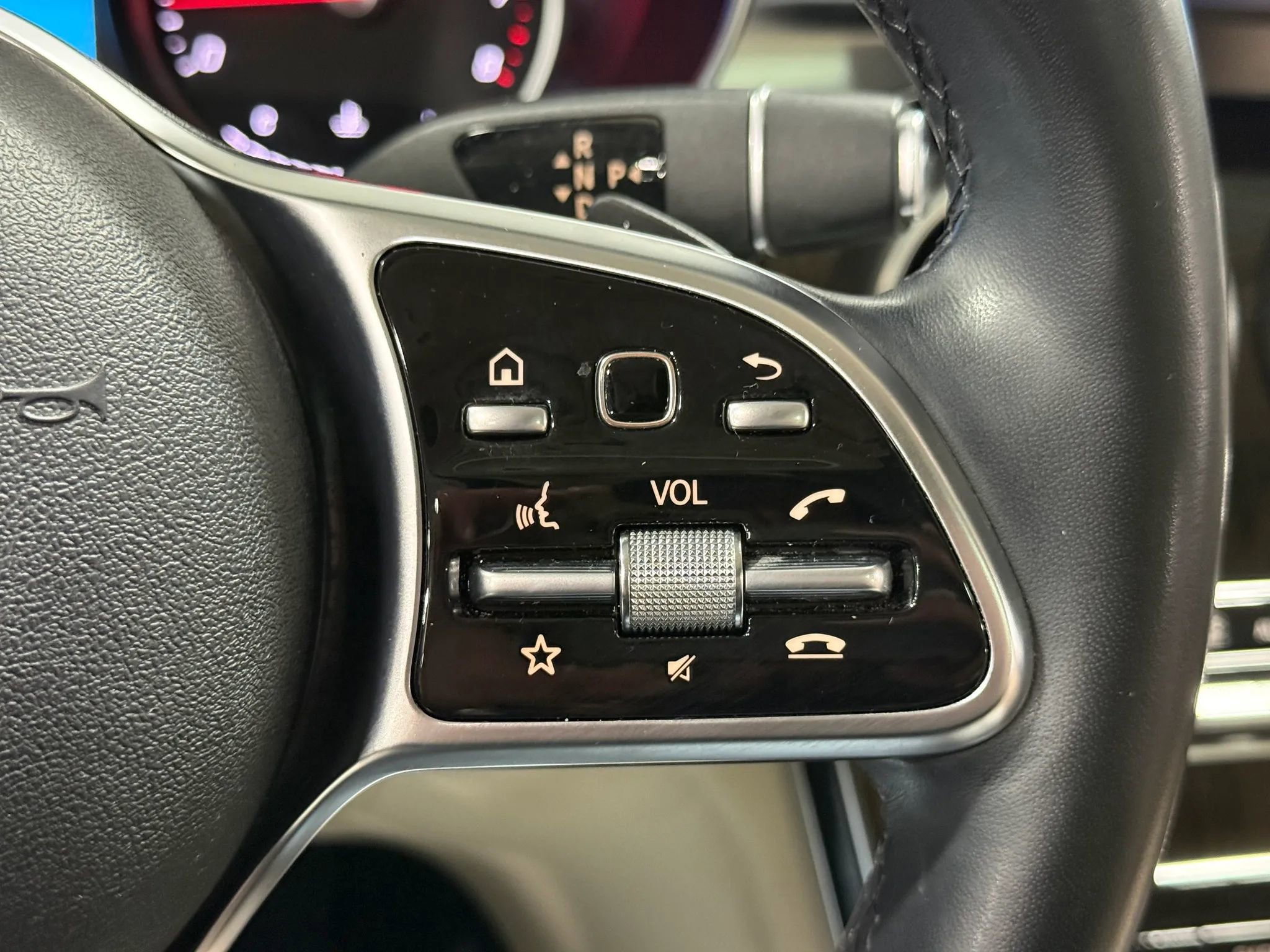 Used 2019 Mercedes-Benz C 300 4MATIC Sedan image 26