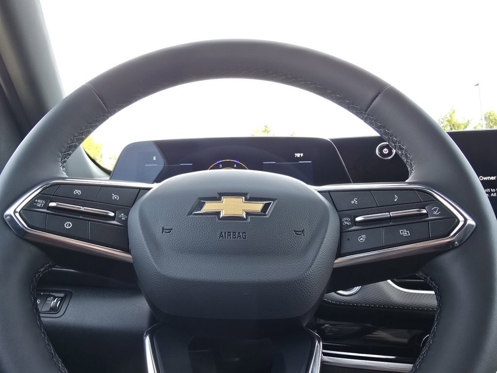 New 2026 Chevrolet Equinox LT w/ Convenience Package II image 16