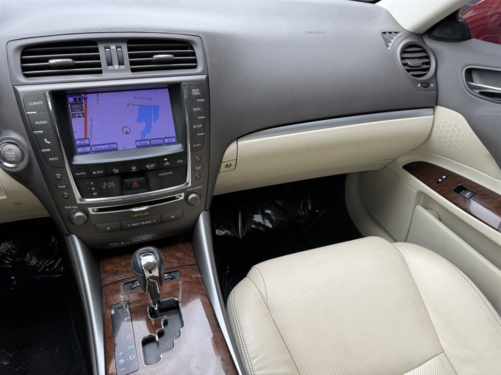 Used 2013 Lexus IS 250 w/ Premium Pkg Value Edition RWD image 16