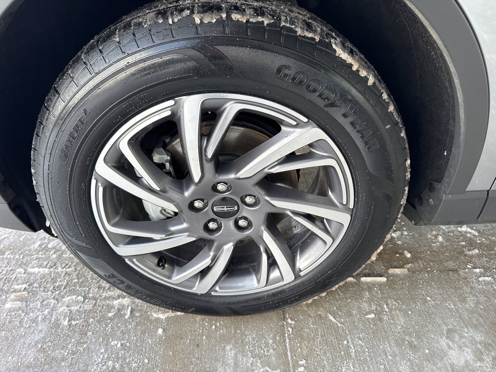 Used 2023 Lincoln Corsair AWD w/ Equipment Group 101A image 14