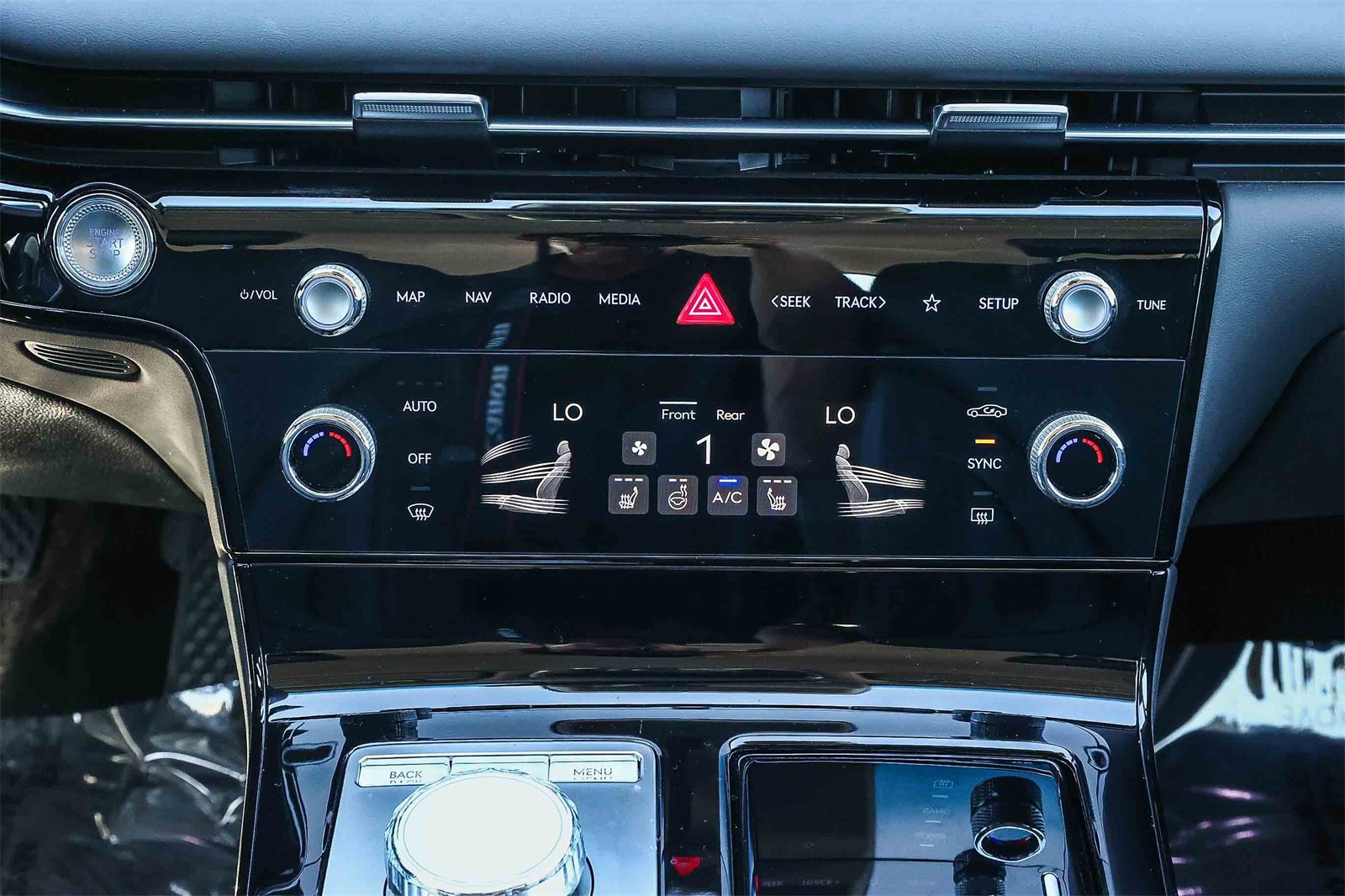 Used 2025 Genesis G80 2.5T image 13