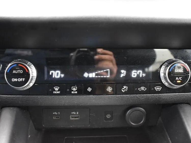 Used 2024 Mitsubishi Outlander Ralliart image 34