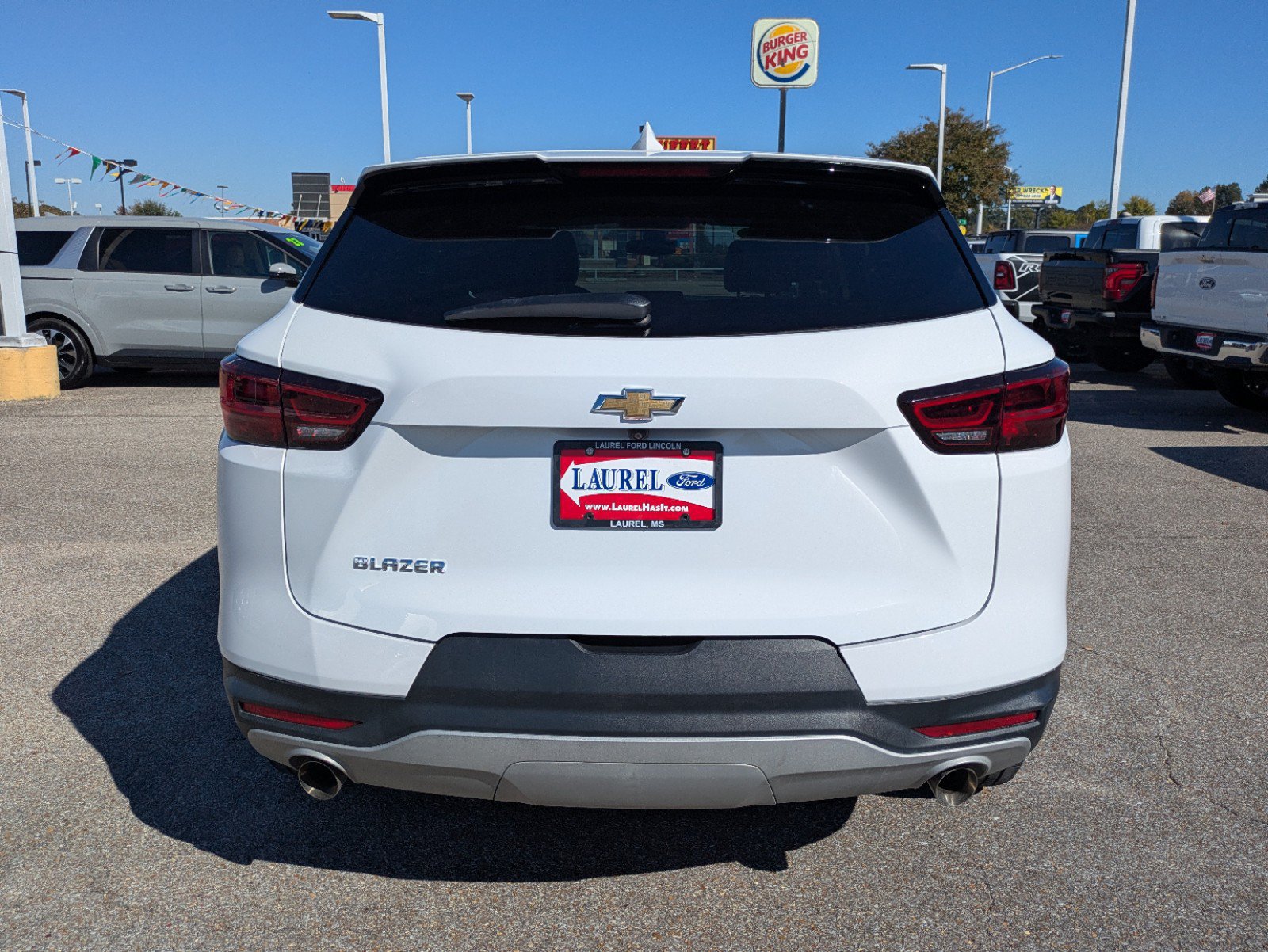 Used 2023 Chevrolet Blazer LT FWD image 6