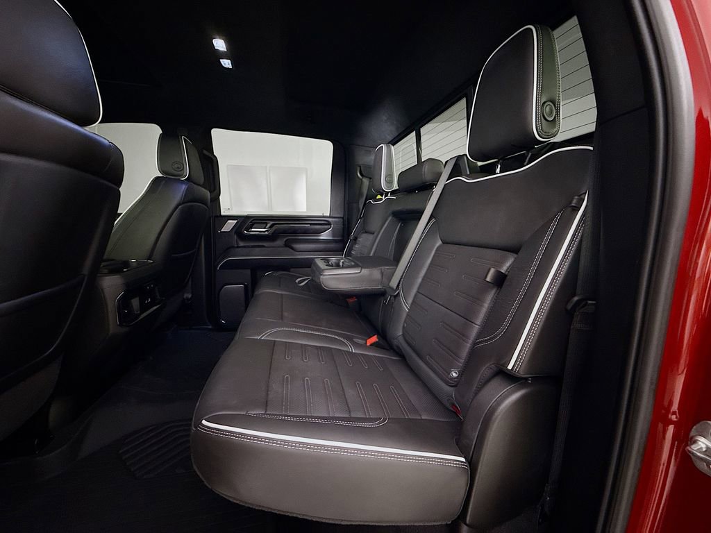 Used 2025 GMC Sierra 2500 AT4X w/ AT4X AEV Edition image 29
