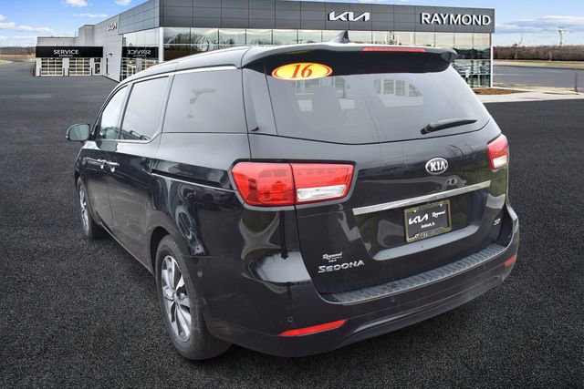 Used 2016 Kia Sedona SX image 5