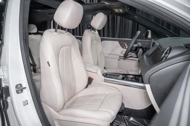 Used 2026 Mercedes-Benz GLA 250 image 14