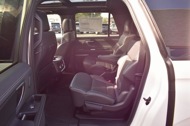 New 2025 Ford Expedition Max Platinum image 41