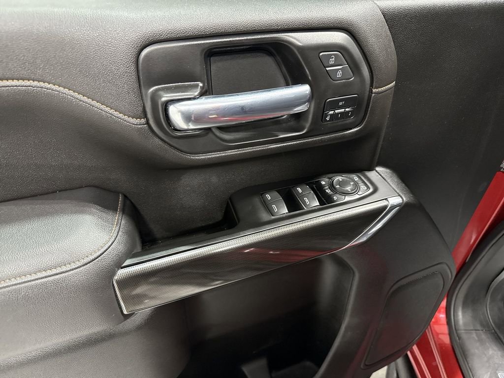 Used 2022 GMC Sierra 2500 AT4 image 24