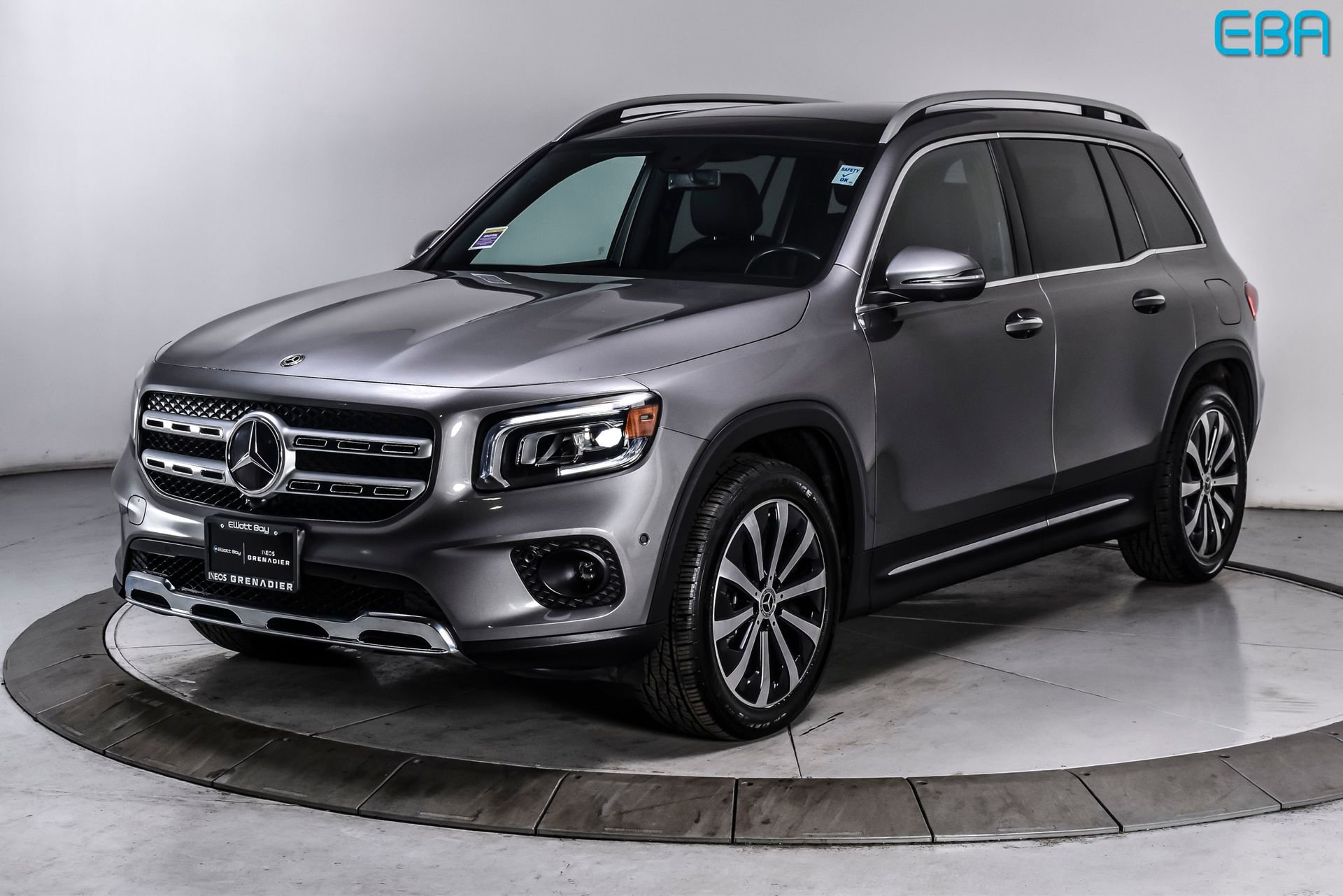 Used 2020 Mercedes-Benz GLB 250 4MATIC image 2