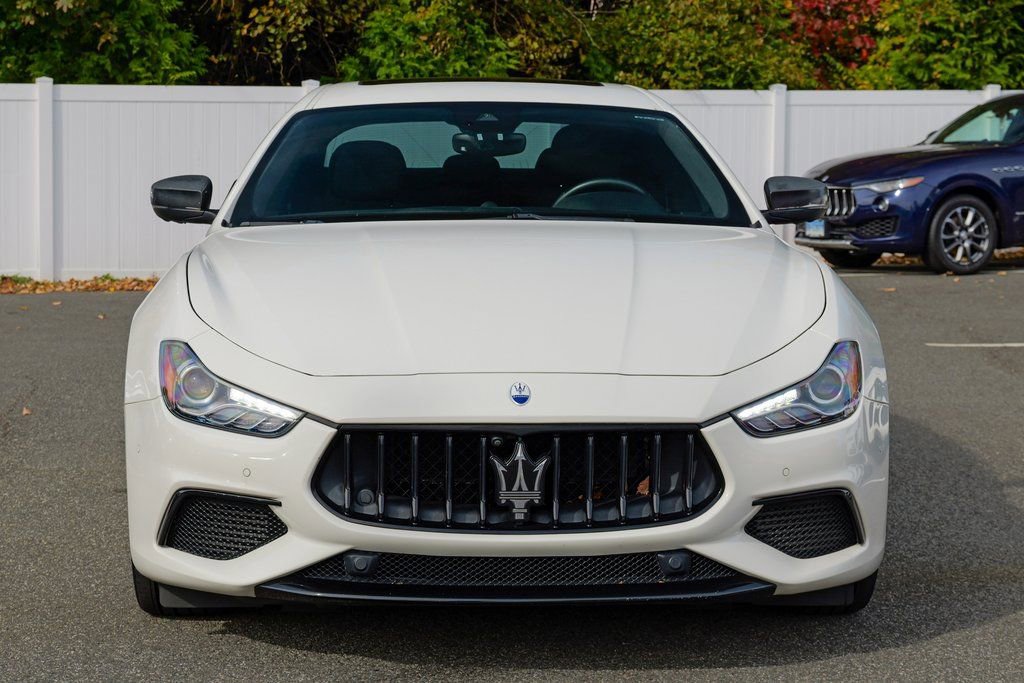 Used 2022 Maserati Ghibli Modena Q4 image 2