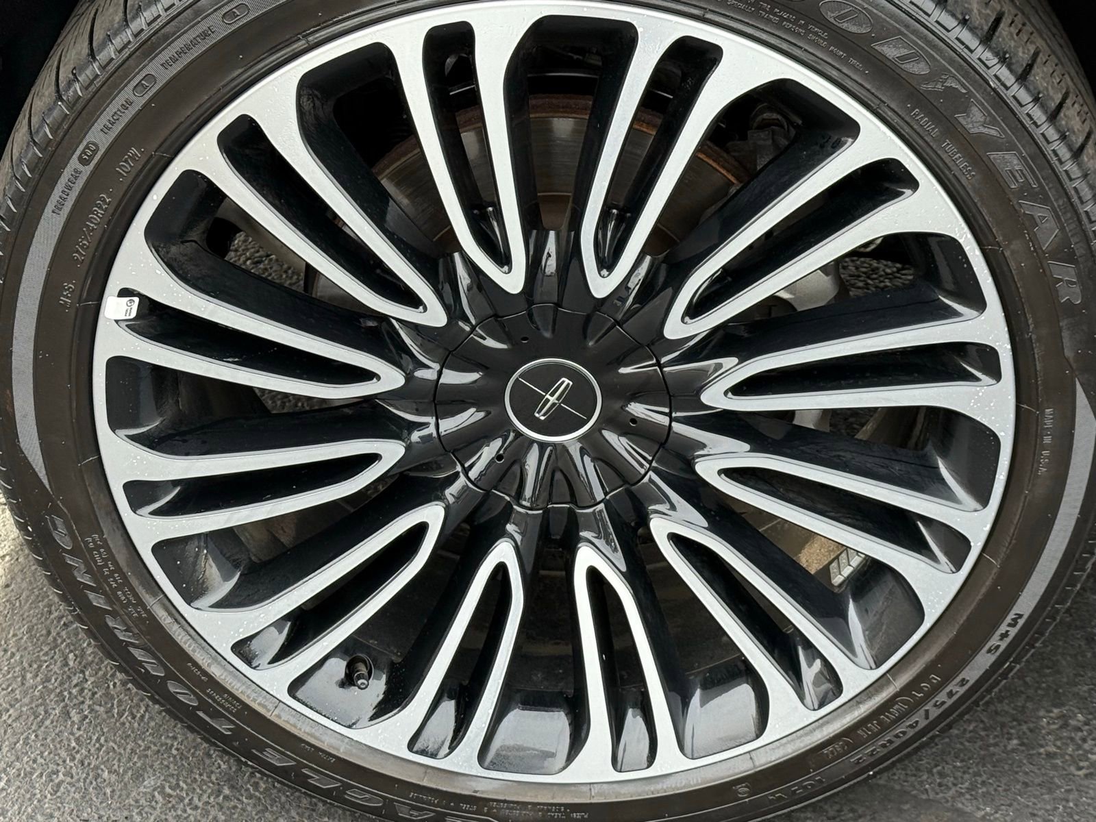 Used 2023 Lincoln Aviator Black Label w/ Dynamic Handling Package image 10