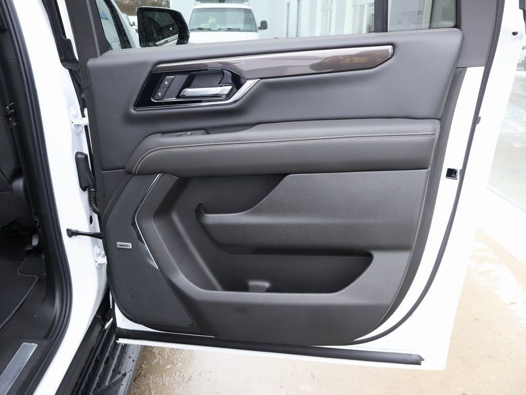 New 2026 GMC Yukon XL Elevation w/ Elevation Premium Package image 39