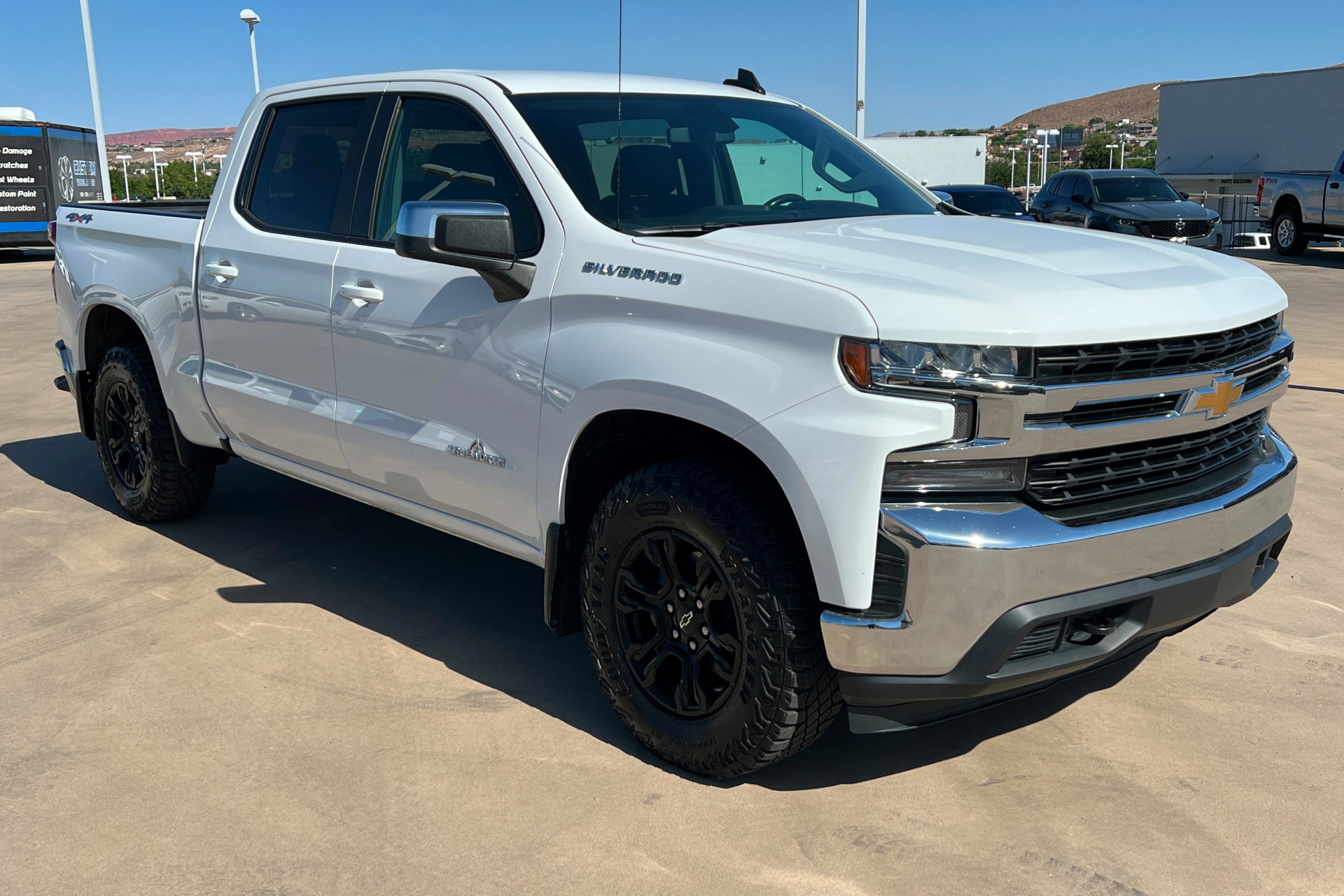 Used 2019 Chevrolet Silverado 1500 LT w/ True North Edition AWD/4WD image 8