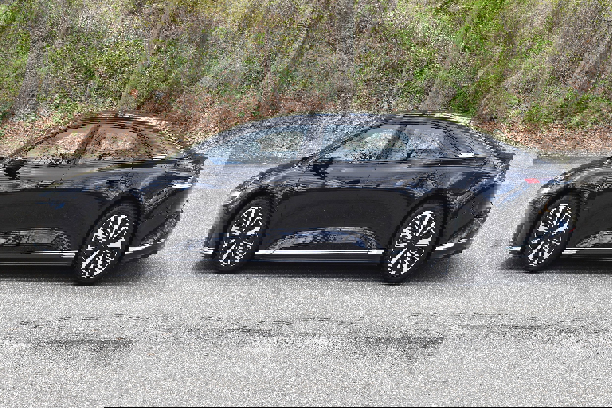 Used 2023 Lucid Air Pure image 4