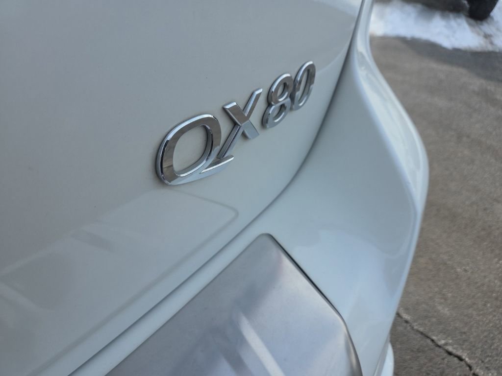 Used 2023 INFINITI QX80 Sensory w/ All-Season Package image 12