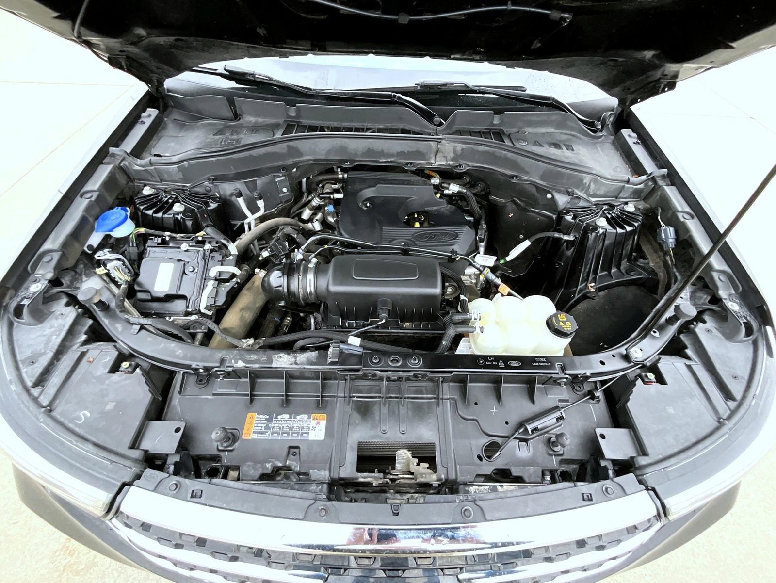 Used 2020 Ford Explorer XLT AWD/4WD image 29